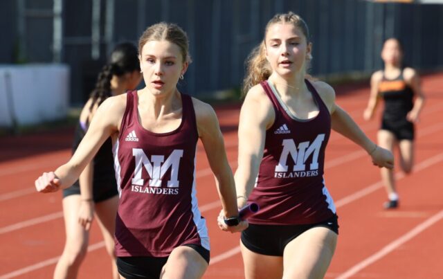 Hanna Lassila and Eloise Newman 4x200m Relay